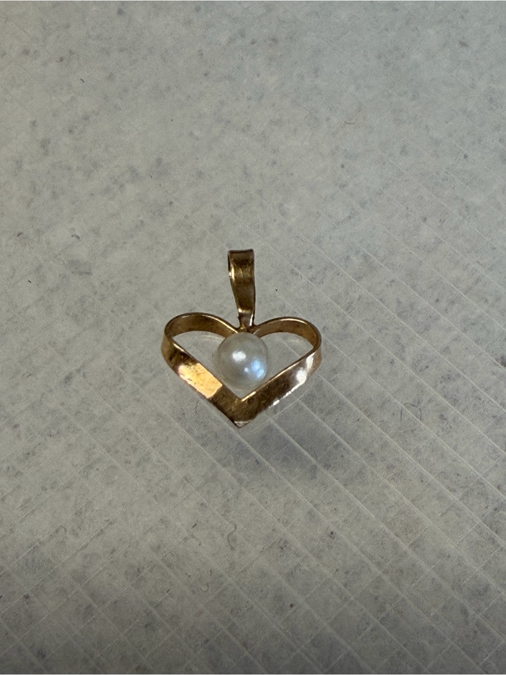 Solid 10K gold open heart pendant with natural organic white pearl